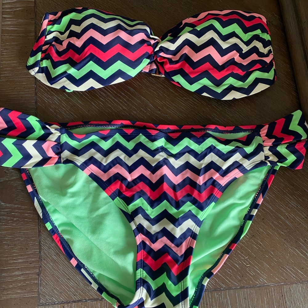 Bathing suit Top is large and bottoms Xl two piece